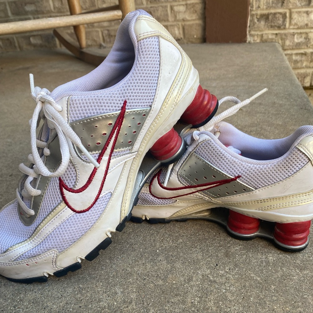 Nike Shox White and Red Athletic Shoes